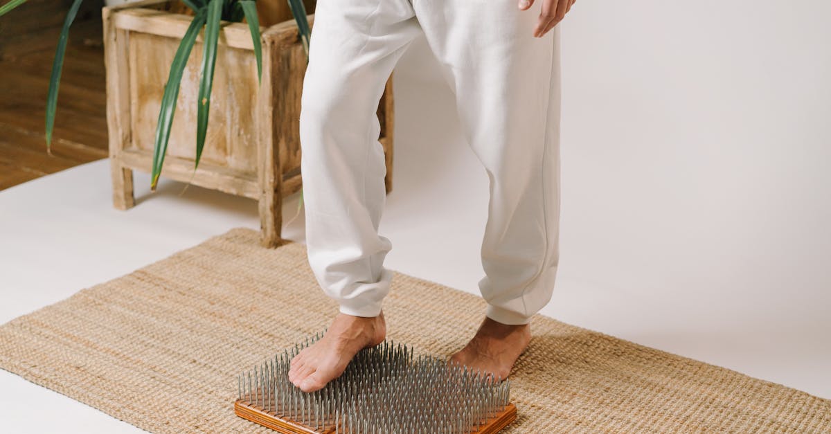 découvrez les bienfaits de l'acupression, une thérapie alternative qui utilise des pressions sur des points spécifiques du corps pour soulager le stress, améliorer la circulation et favoriser la guérison naturelle. apprenez des techniques simples à intégrer dans votre routine quotidienne.