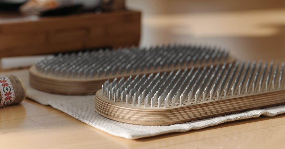 découvrez les bienfaits du tapis d'acupression : soulagement du stress, amélioration de la circulation sanguine, réduction des douleurs musculaires et promotion d'un sommeil réparateur. apprenez comment cet accessoire simple peut transformer votre bien-être au quotidien.