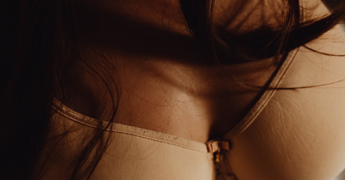 découvrez les dernières tendances en lingerie : styles, matières et couleurs qui feront sensation cette saison. adoptez des designs modernes et confortables qui mettent en valeur votre silhouette tout en reflétant votre personnalité.