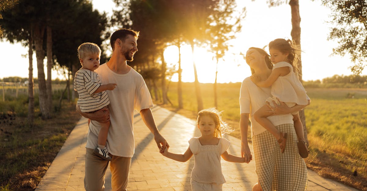 découvrez les bienfaits du soleil sur la santé : amélioration de l'humeur, renforcement du système immunitaire et production naturelle de vitamine d. adoptez une exposition modérée pour profiter de tous les avantages du sunlight.