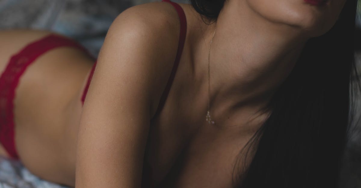 découvrez notre collection de lingerie élégante et confortable, conçue pour sublimer chaque silhouette. offrez-vous des pièces raffinées, alliant qualité, style et sensualité, pour toutes les occasions.